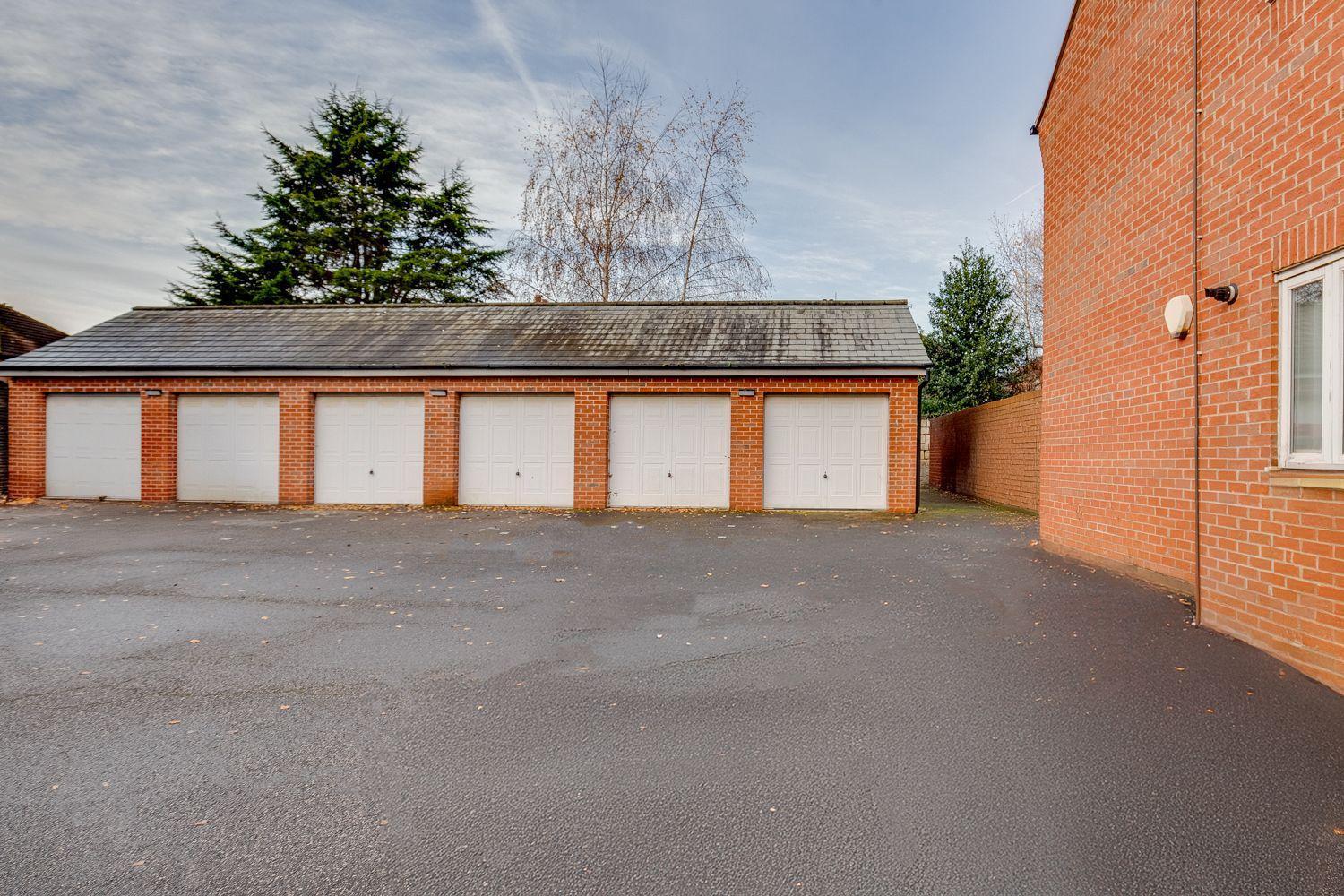 Yorkshire 1st Floor Hamilton Mews Doncaster